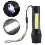 Linterna LED de bolsillo con zoom recargable USB